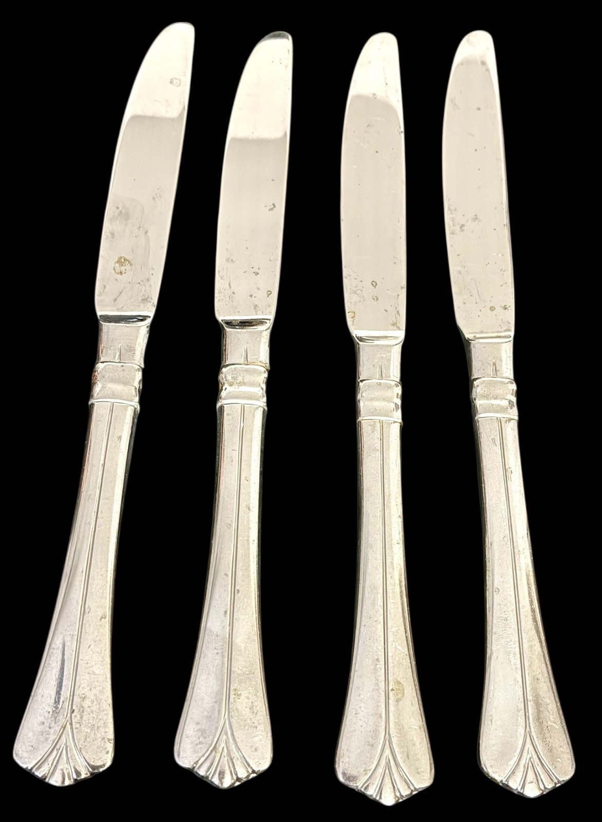 PFALTZGRAFF Stainless "ELLINGTON" 18/8 Flatware 4 dinner knives