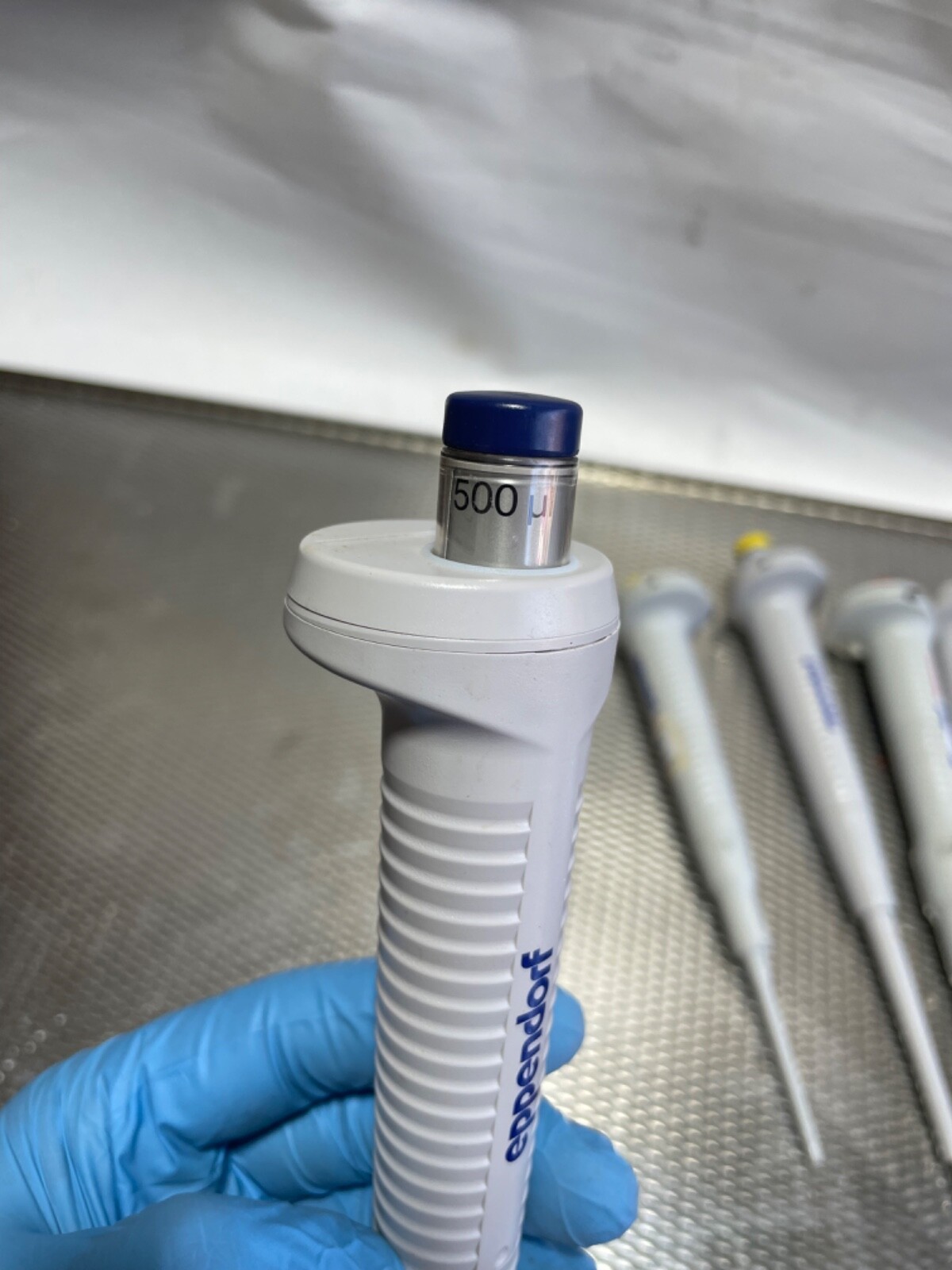 Eppendorf 500uL Pipette Single Channel