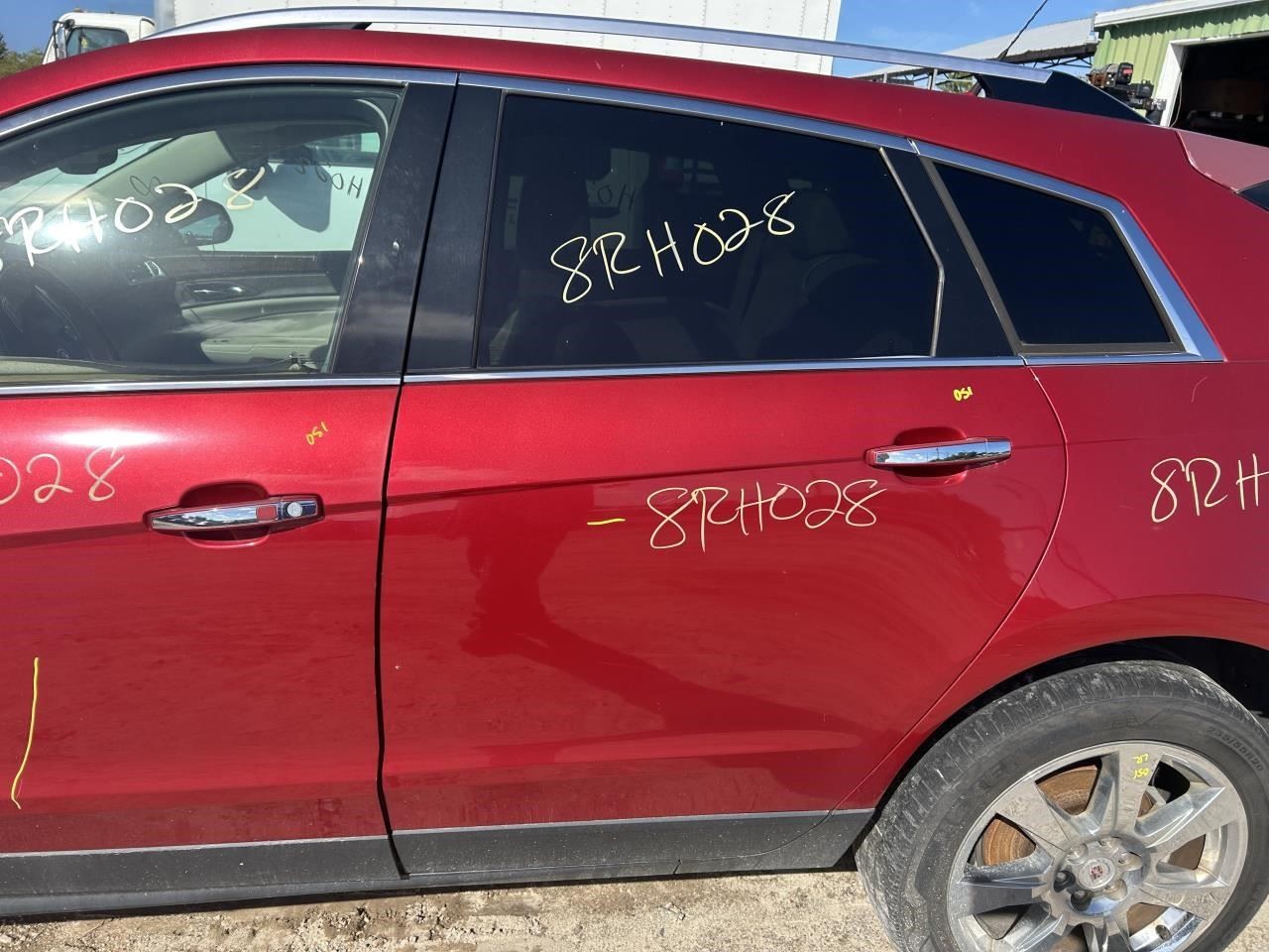 SRX 2011 Horn 104916238