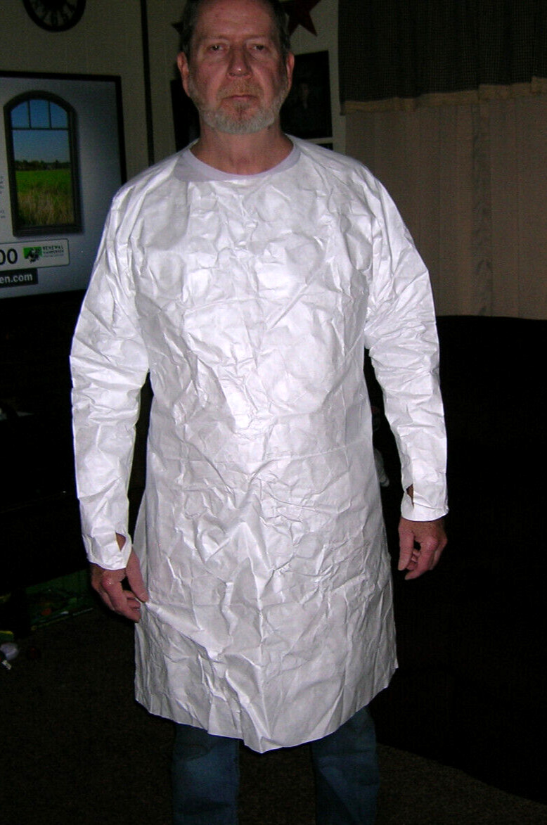 Qty 14 Disposable Gowns Strong Fabric Tyvek® 1222A Large Crafters Special