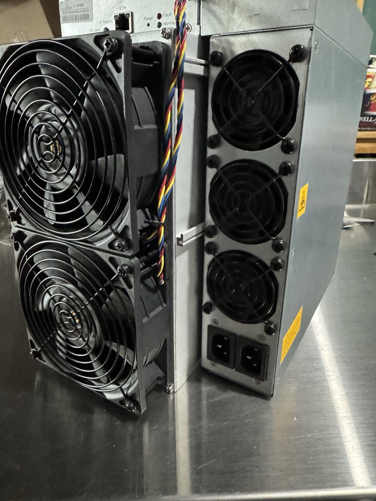 Bitmain Antminer L7 9050MH ASIC Miner + 2 Power cables