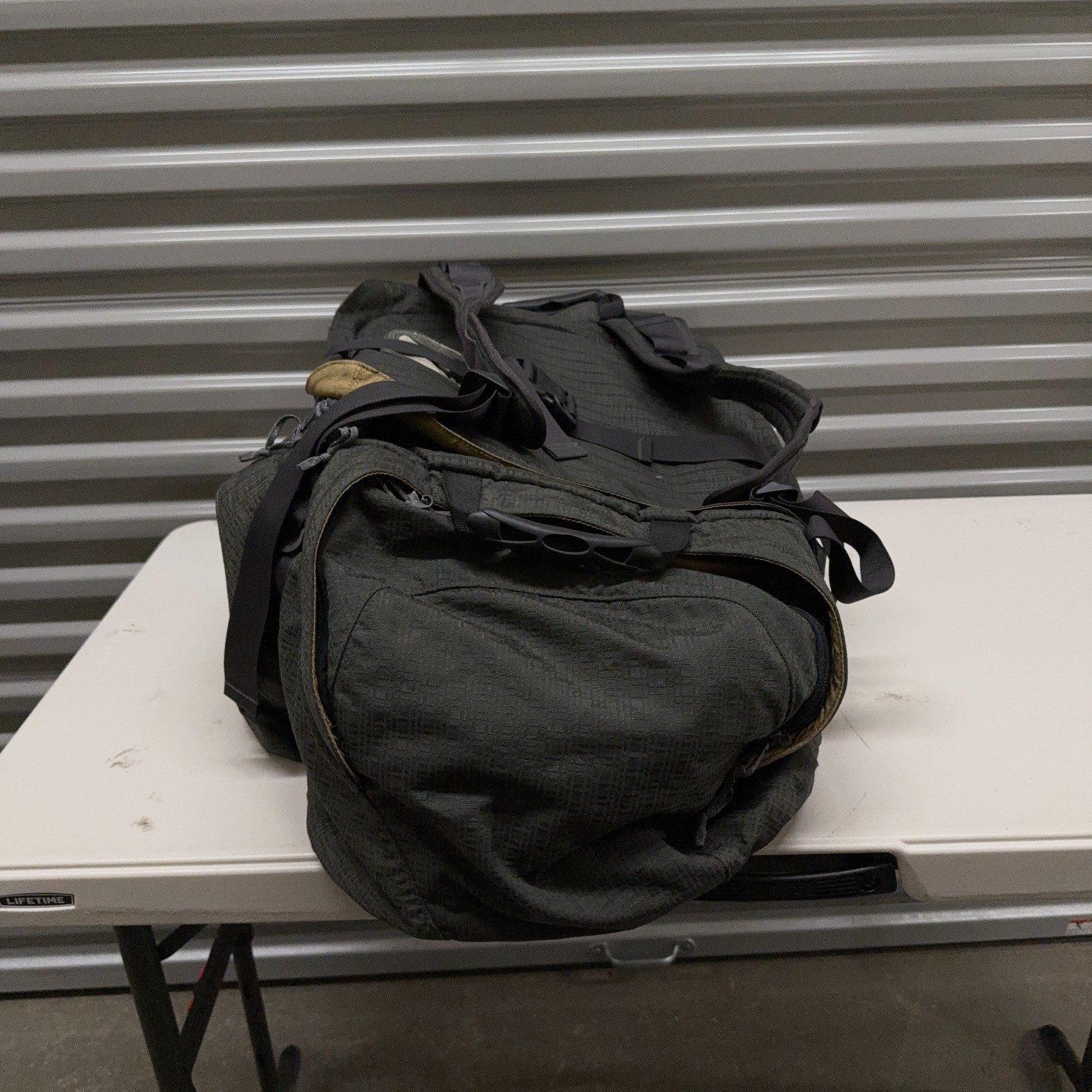 Specialty Defense Systems Liberty Duffel Bag Backpack Large Black Tactical