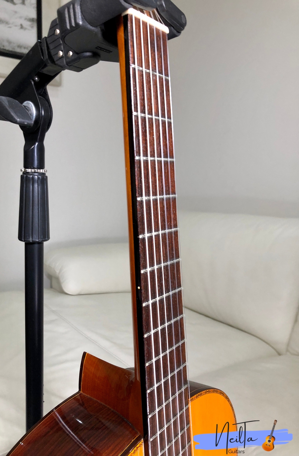 Morris M-25 Classsical Guitar 1978