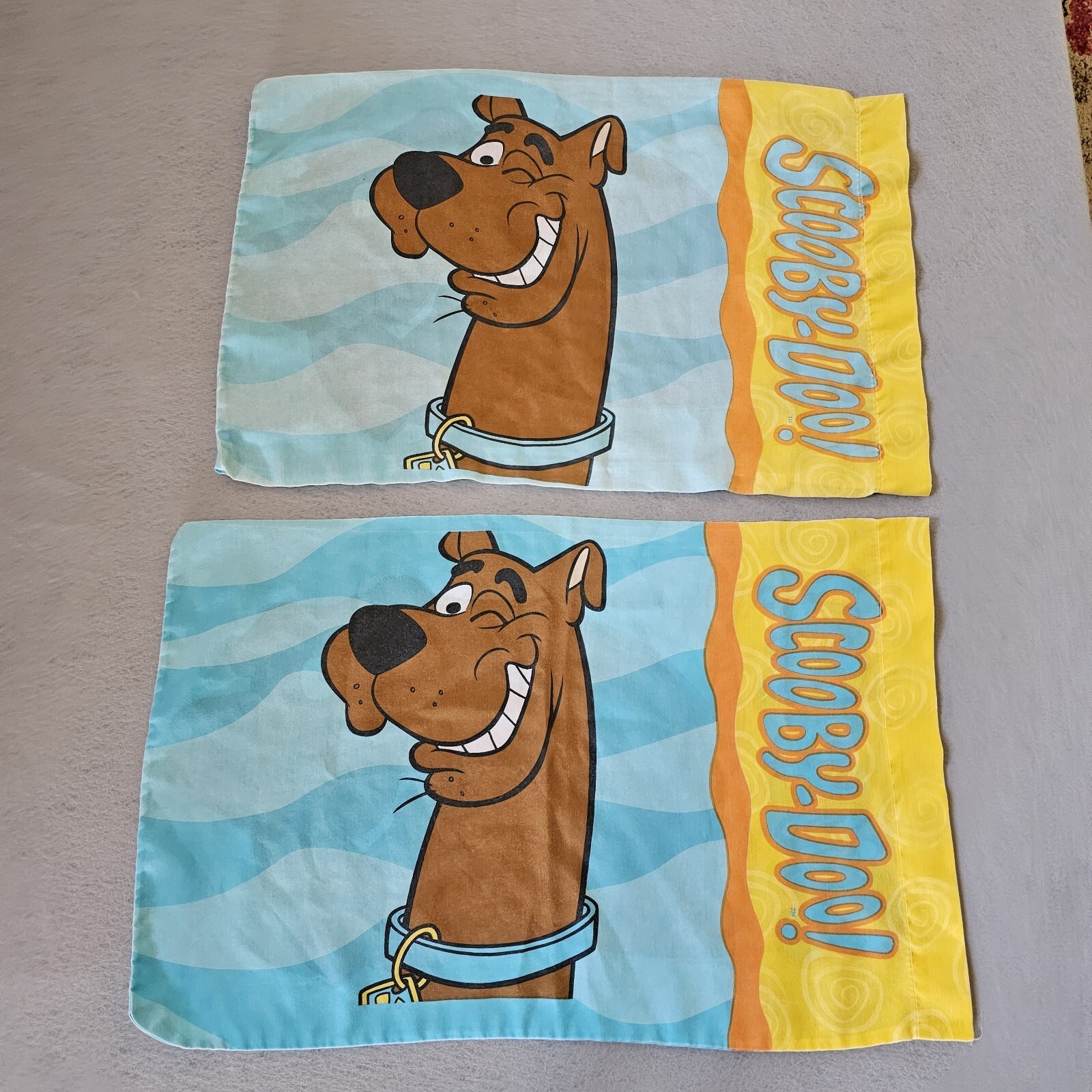 Set of 2 VTG SCOOBY DOO Approx 30"x19" Mystery Machine Double Sided Pillow Cases