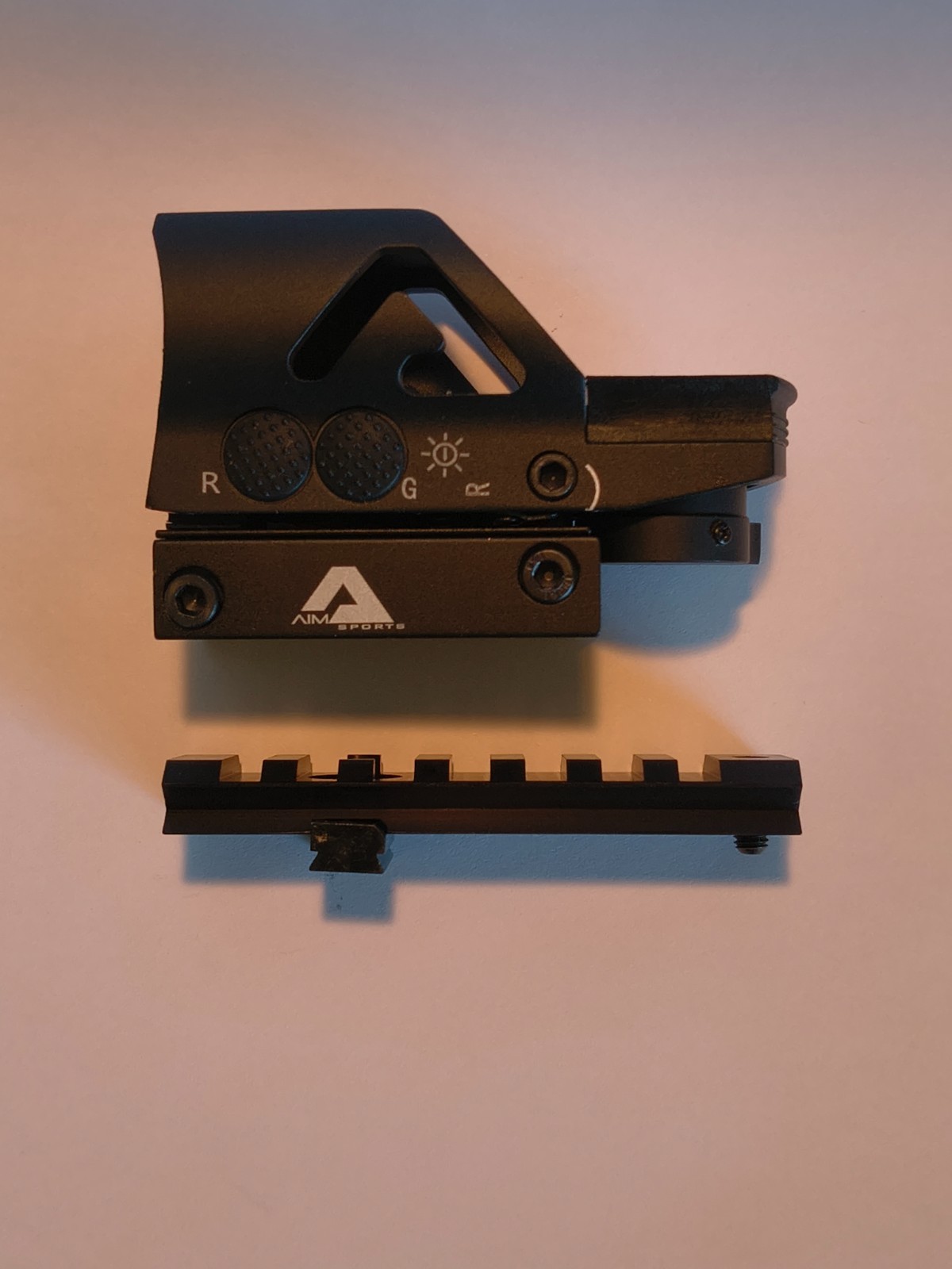 Universal Optics Rail Bundle with  Aim Sports 1x32 Full Size Reflex Red Dot