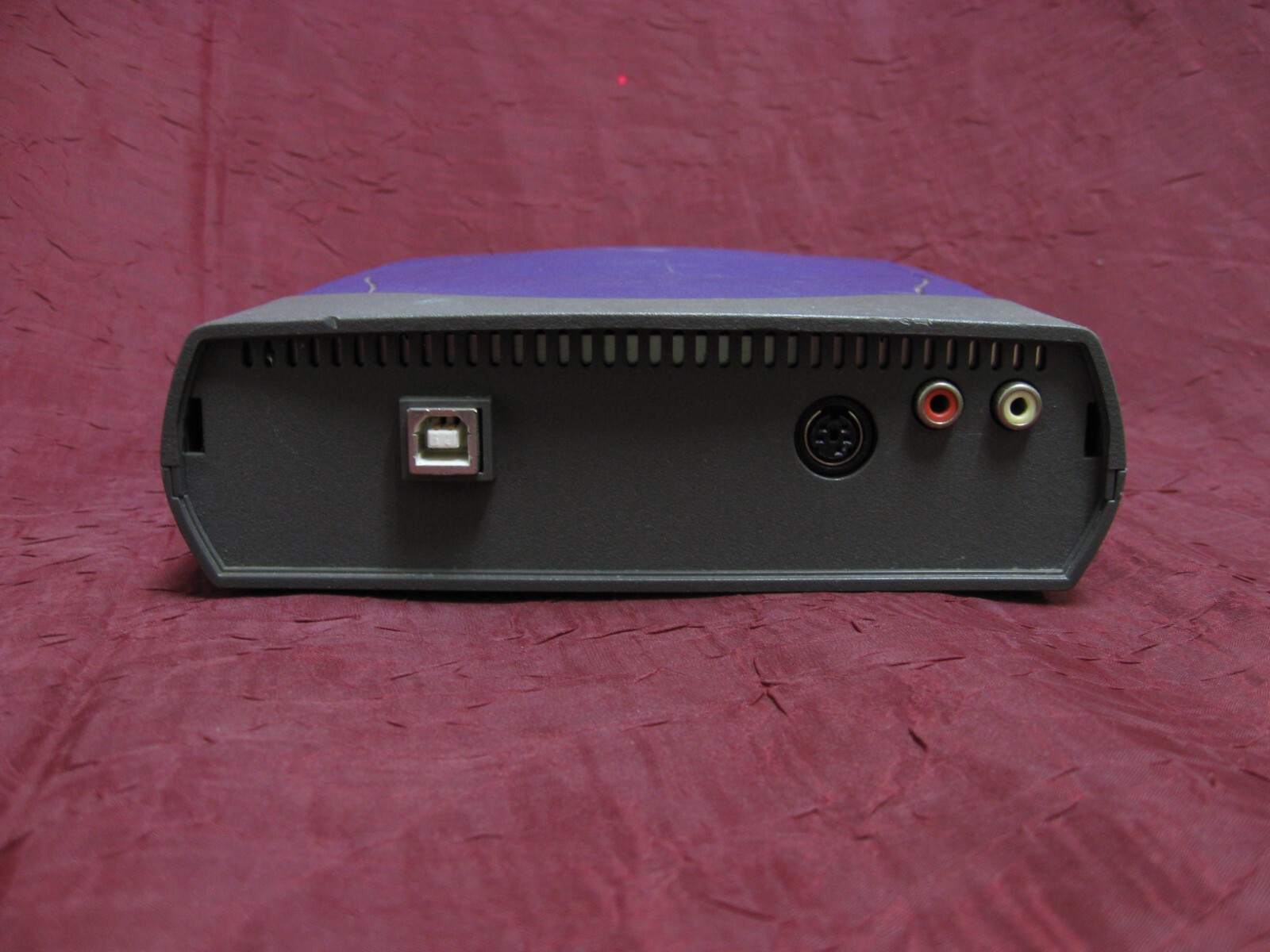 IOMEGA USB ZIP CD 650 Drive ZIPCDUSB external drive surplus- No Cables No PS