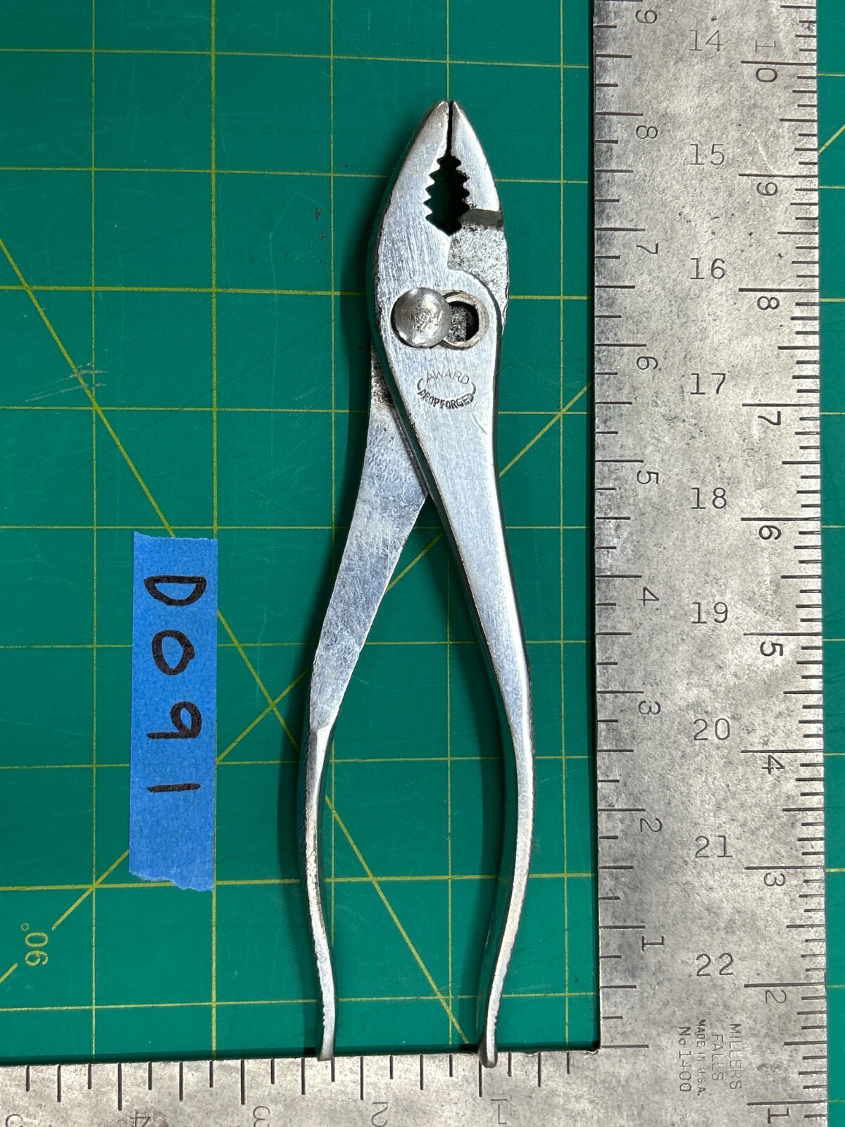 Vintage Award 8" Drop Forged Slip Joint Pliers Tool Made in Japan