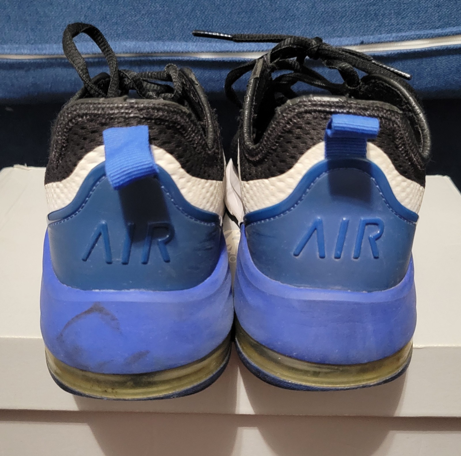 Nike Air Max Motion 2 Men's Size 8.5