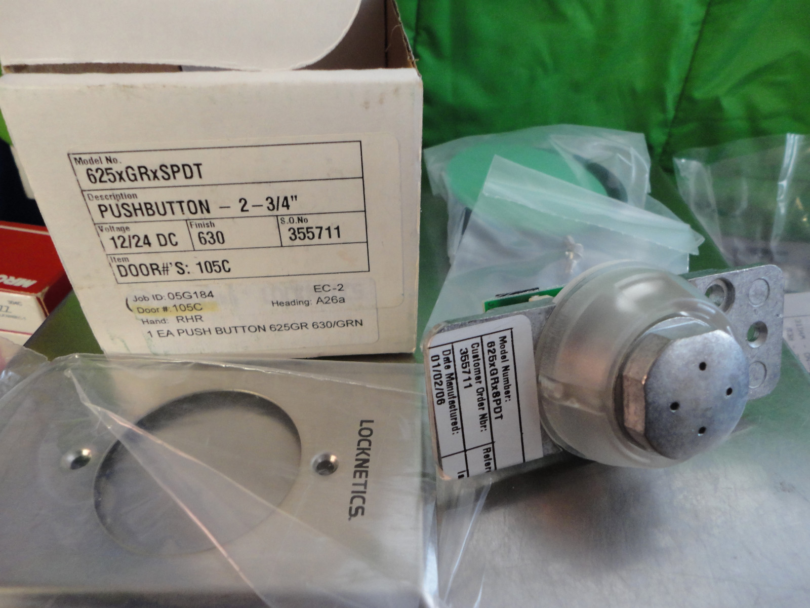 Locknetics 625GR, Green Push Button Switch, New, Free Shipping, 12-24v