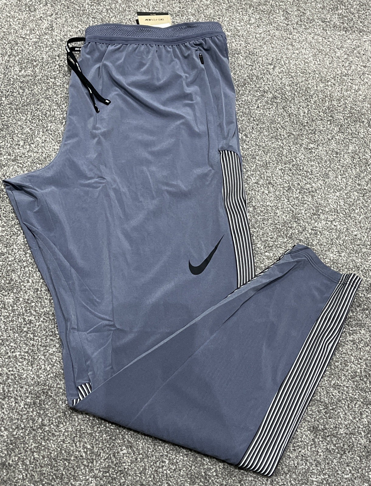 Men’s Nike Dri-Fit ADV Aeroswift Running Pants - Slim Fit - FN3361 003 - Medium