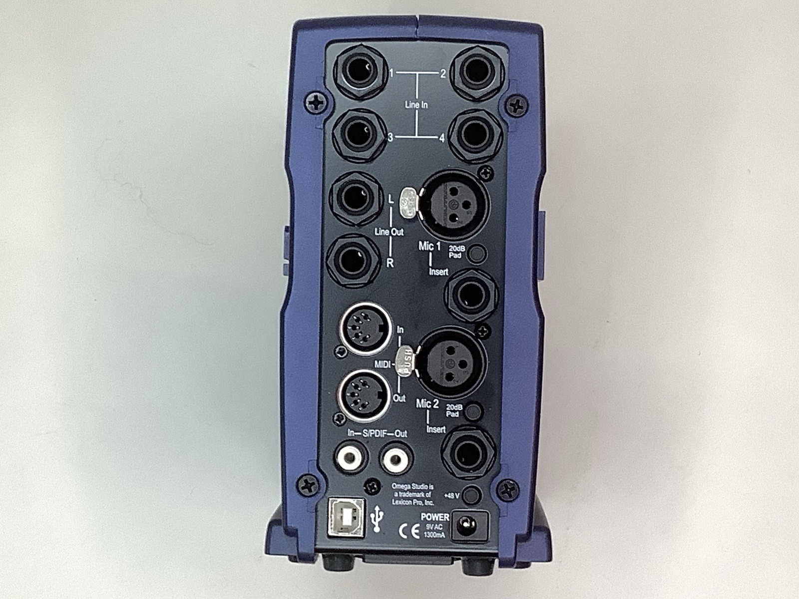 Lexicon Omega USB Audio Interface Desktop, 2 Mic/4 Line, MIDI, S/PDIF , Software