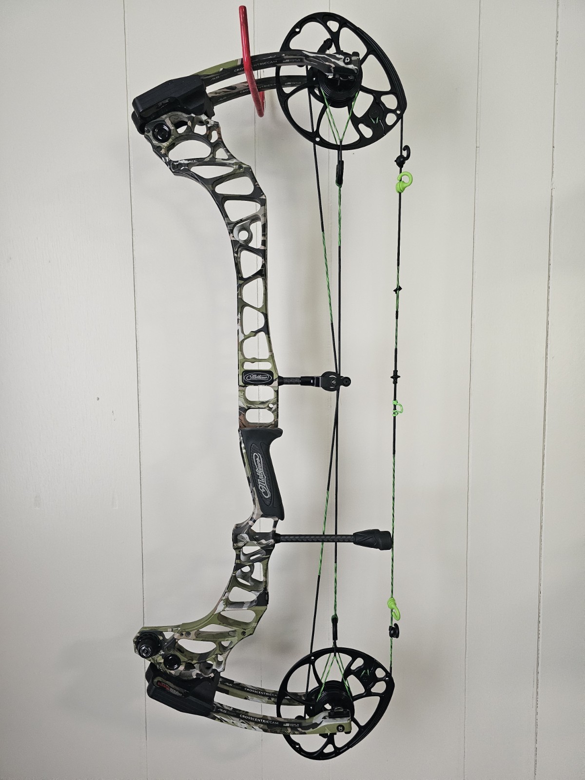 Mathews Vertix Compound Bow