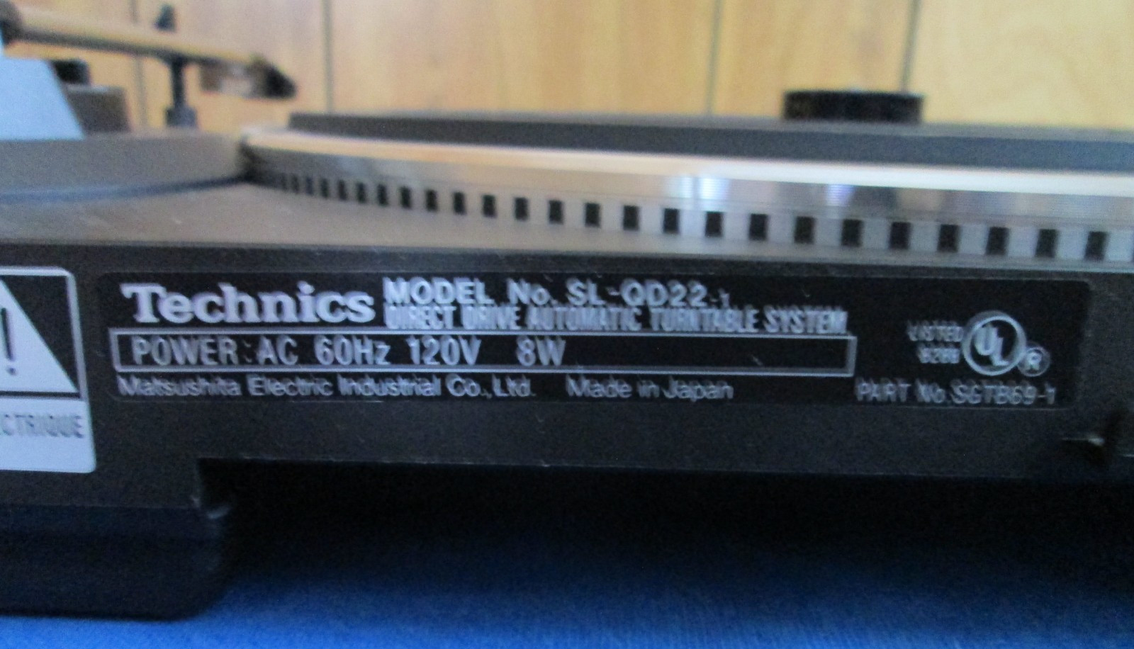 Technics SL-QD22 Quartz Direct Drive Automatic Turntable