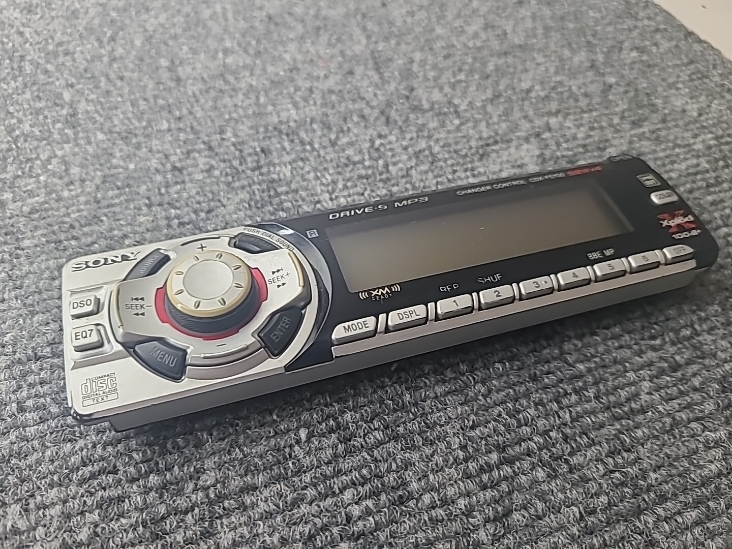 sony CDX-F5700 faceplate
