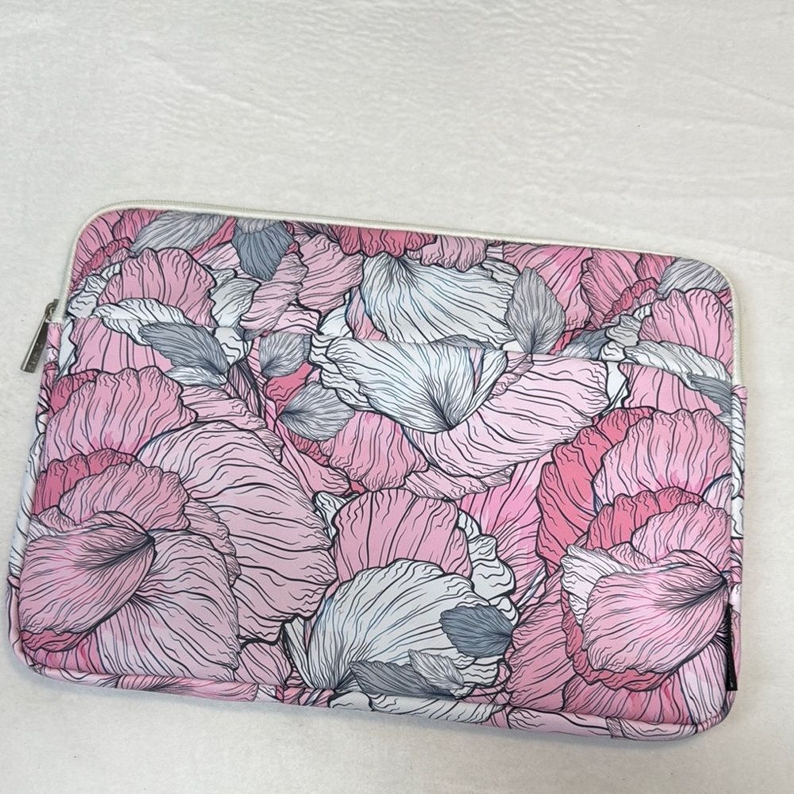 Floral Laptop Sleeve Padded Soft Lining Outside Pocket Zipper Closure Pink Gray