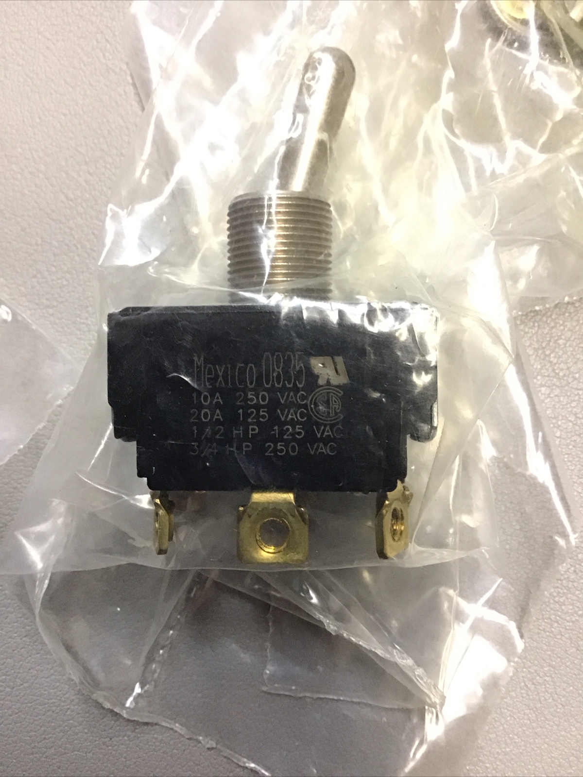 Lot Of 2 Eaton E10E220ES Selector Switches (b422)