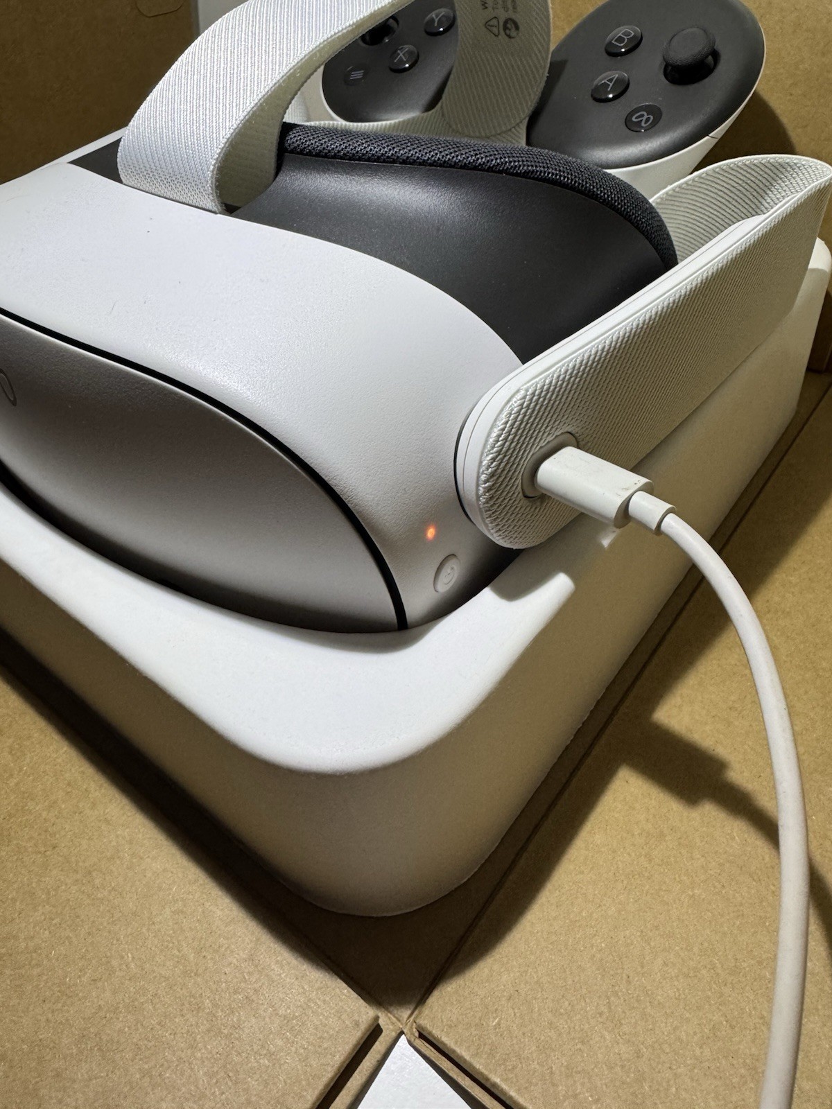 Meta Quest 3S Virtual Reality Headset 128GB