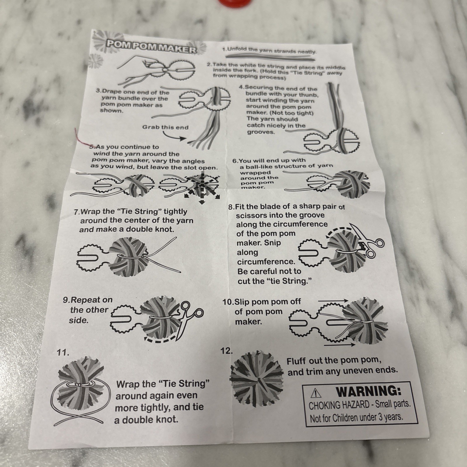 Yarnology & Boye PomPom Maker Assorted Sizes With Instructions
