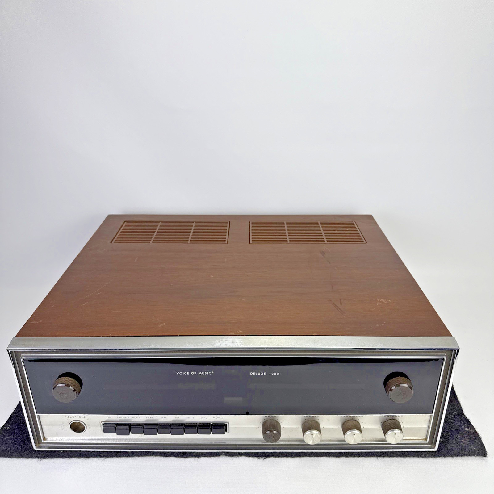 Parts/ Repair: 1971 Vintage Voice of Music 1498 DELUXE 200 AM/FM Stereo Receiver