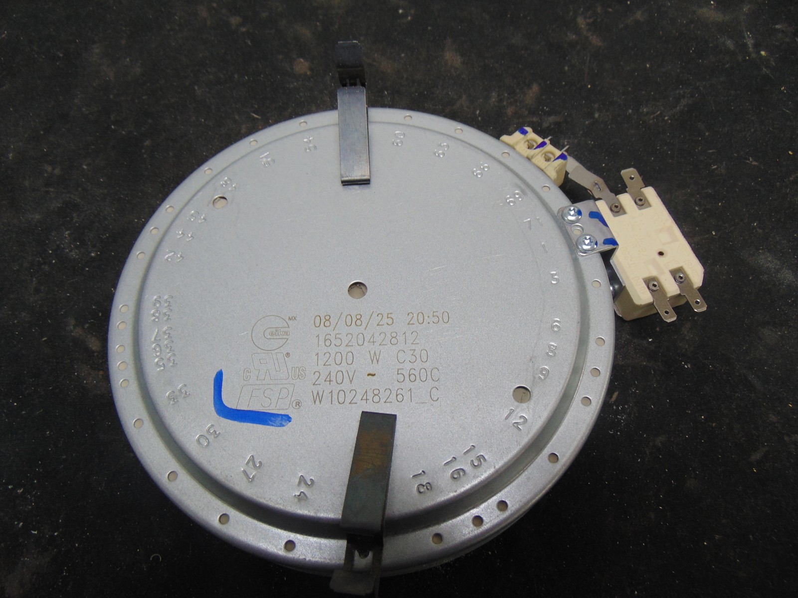 Whirlpool Range WFES5030RZ0 Heating Element Small W10248261