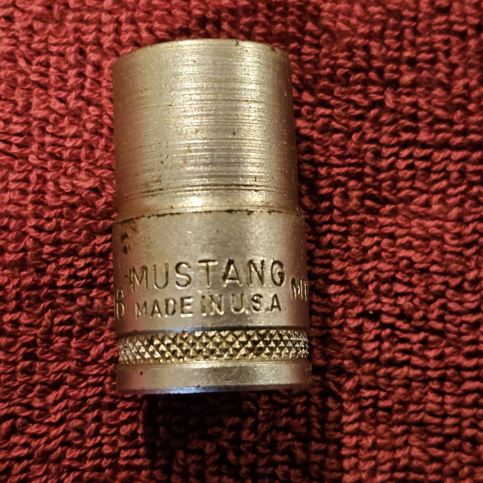 Vintage Mustang (New Britain) MT1218 9/16"  Socket, 12 Pt.,  1/2" Dr.
