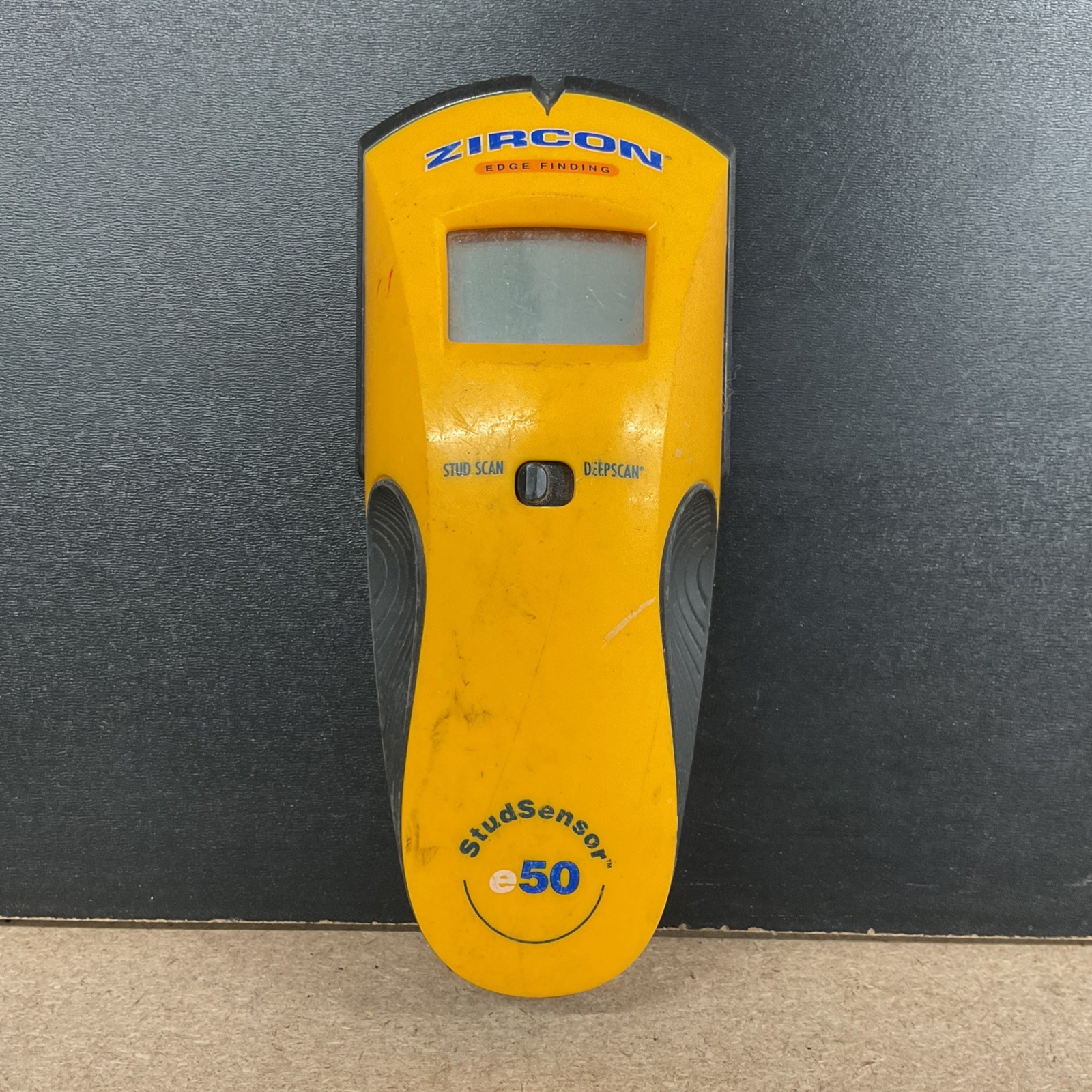 Zircon Edge Finding StudSensor Electronic Stud Finder Model e50