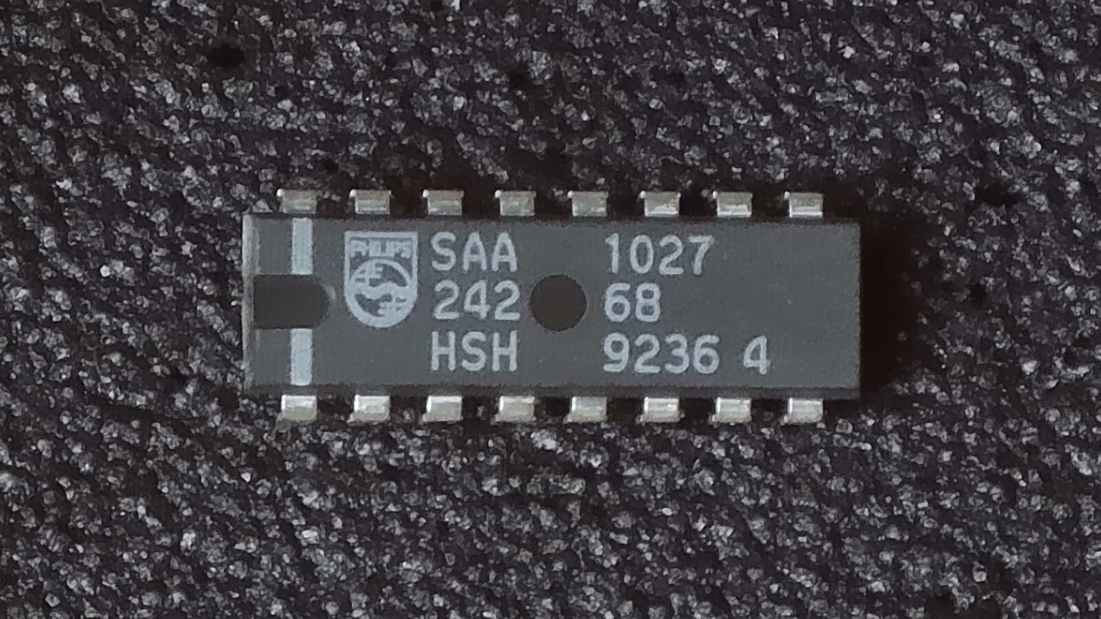 Philips SAA1027 Stepper Motor Driver IC DIP16 - New