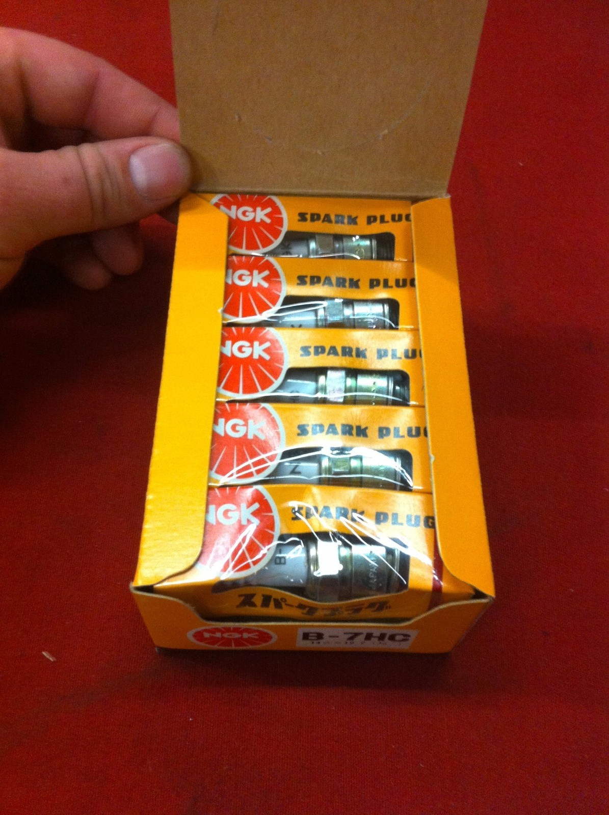 NGK B7HC B-7HC NOS Pack Box of 10 Spark Plugs Plug
