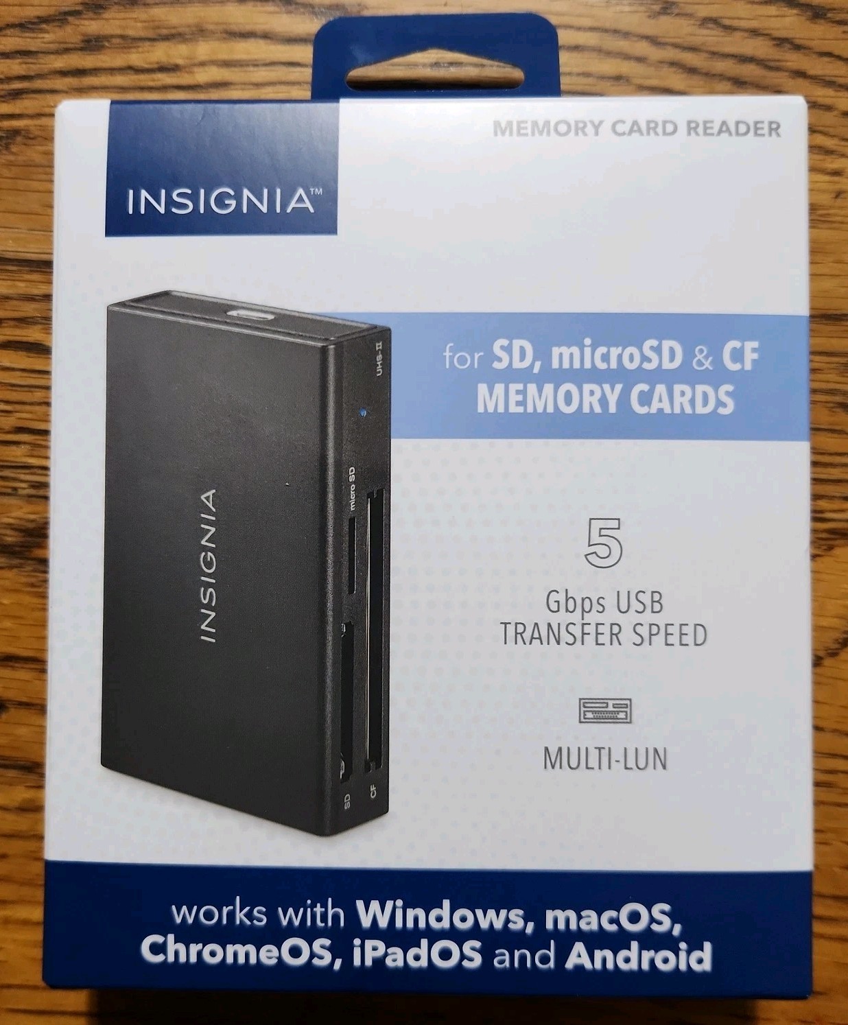 Insignia- USB-C to SD, microSD and CompactFlash Memory Card Reader - Black