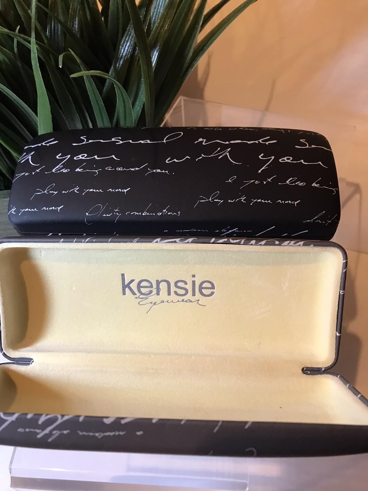 Eyeglass Cases Kensie Hard Eyeglass Storage Sensual Letters Black & Grey (2)