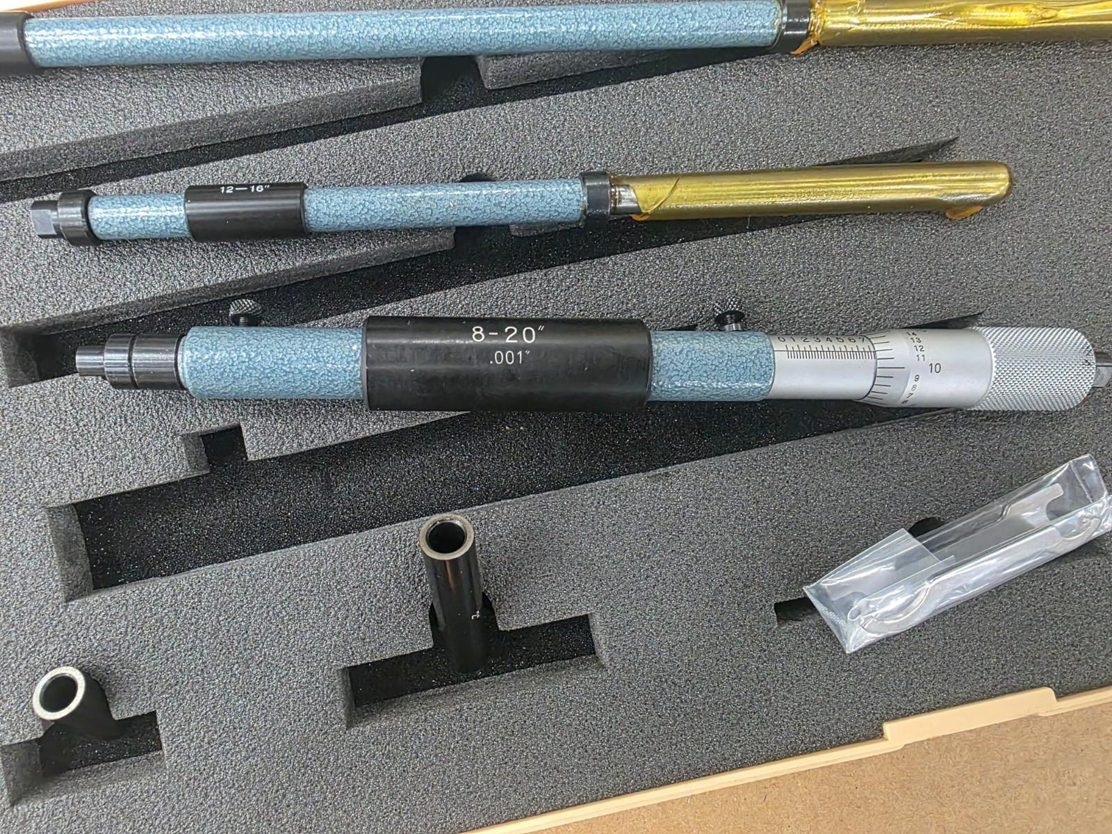 Mitutoyo 141-121 Inside Micrometer Interchangeable Type, 8-20" Range, .001" Two