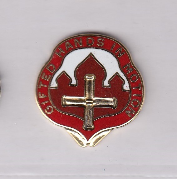 US ARMY MEDICAL 912th SURGICAL HOSPITAL crest DUI badge c/b G-23