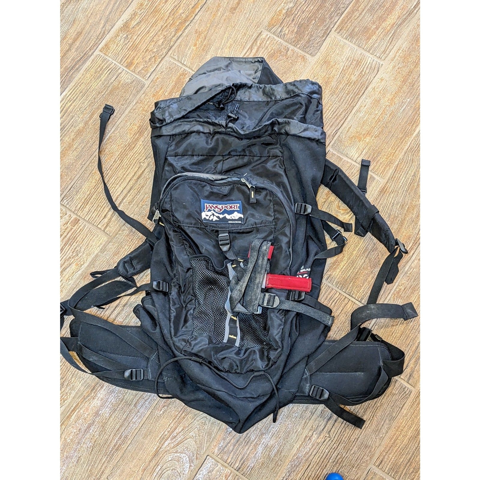 JanSport Big Bear 63 Outdoor Hiking Backpack 63 Litre