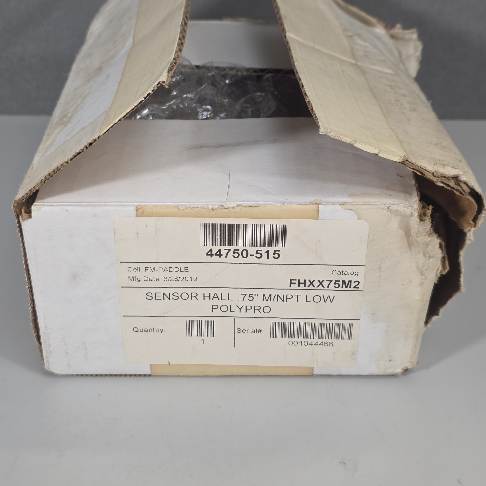 Blue White  FHXX75M2 F-2000 Series Hall Effect Flow Sensor NIB