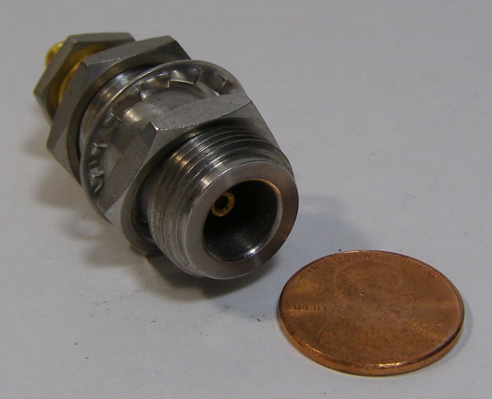 UNKNOWN BRAND SMA TO N-TYPE BULKHEAD ADAPTER   SILVER/GOLD A-34