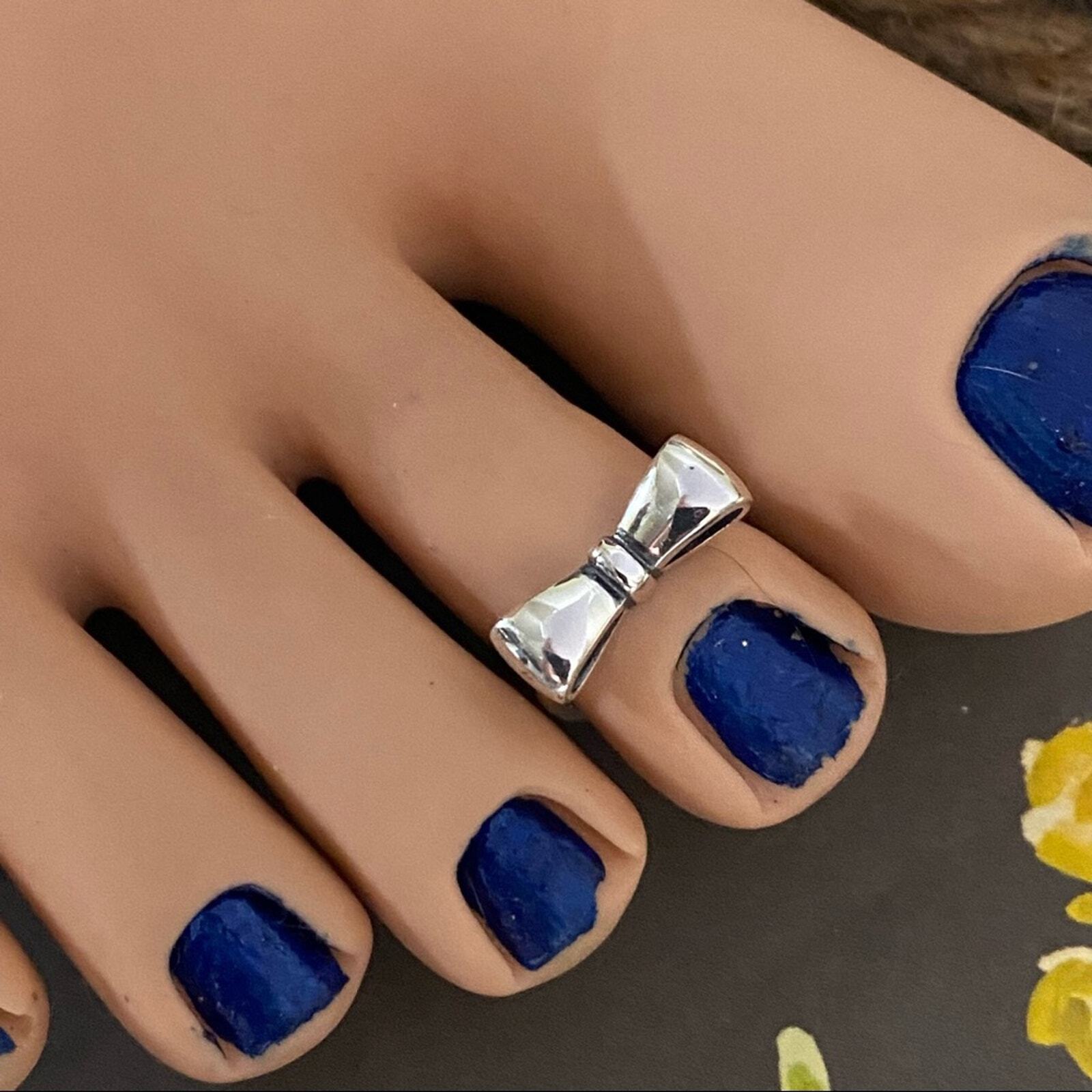 Sterling Silver Bow Toe Ring Midi Ring