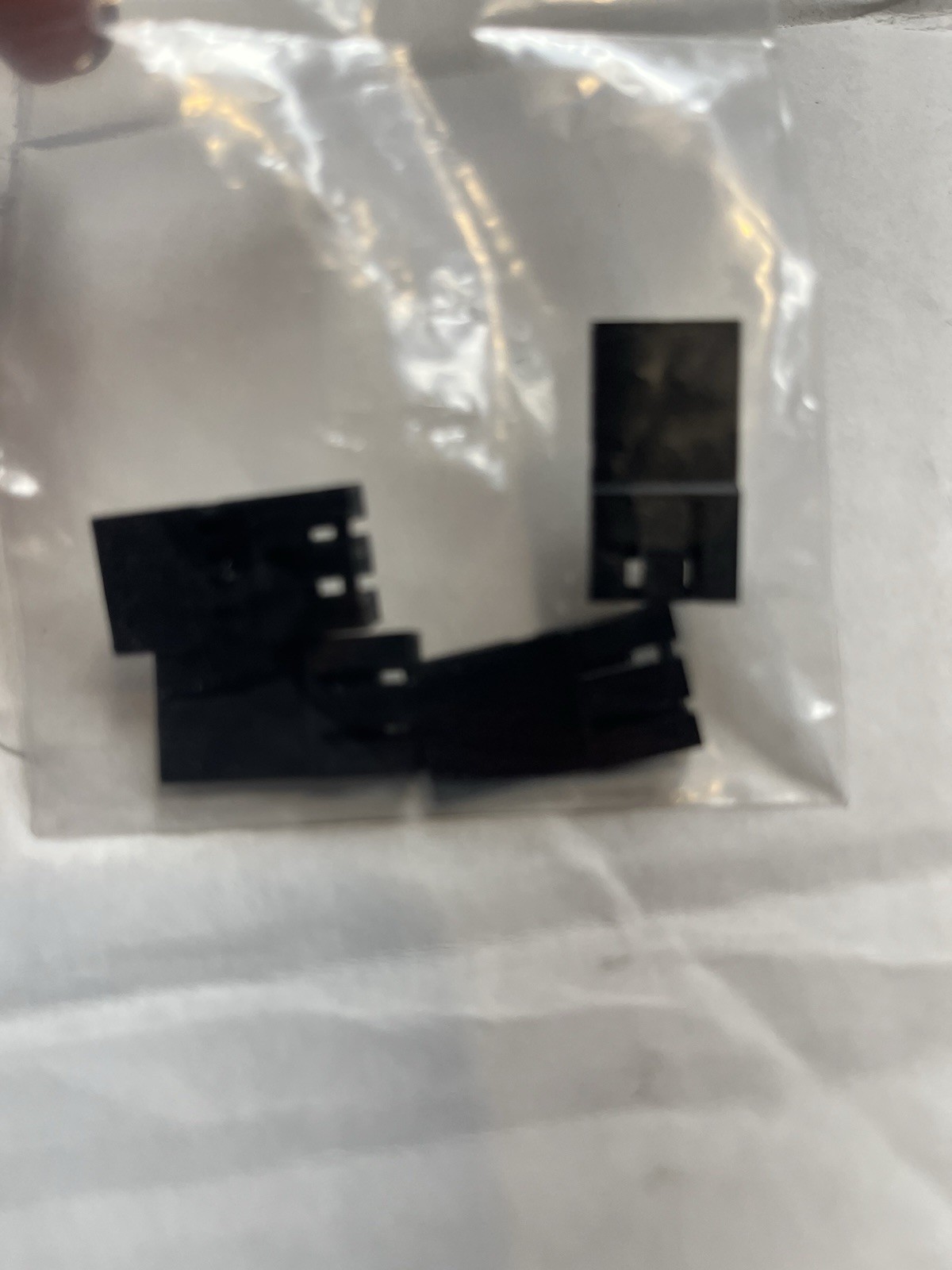 103653-3 Headers & Wire Housings PIN ASSEMBLY 4P 4Pcs