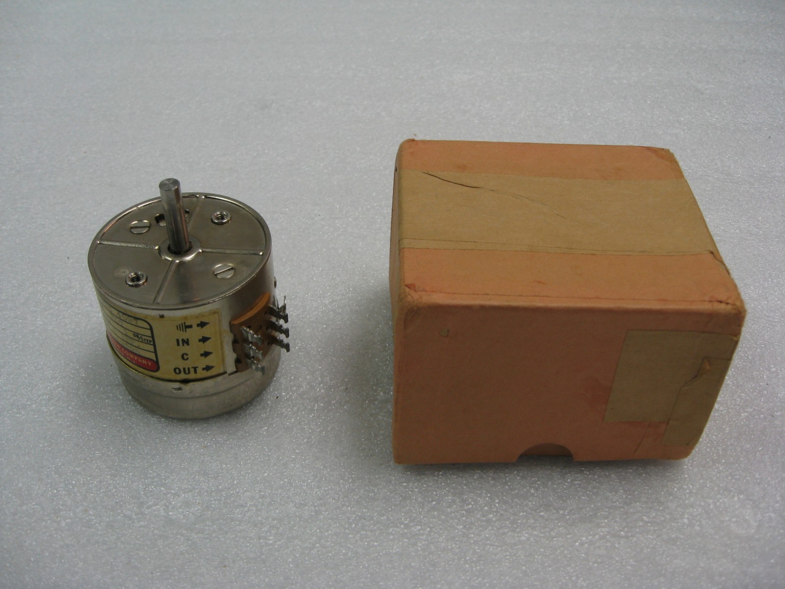 Daven SPEC 4097 50k Ohm 1 dB Per Step 19 dB Attenuator - Quantity (1) - UNTESTED