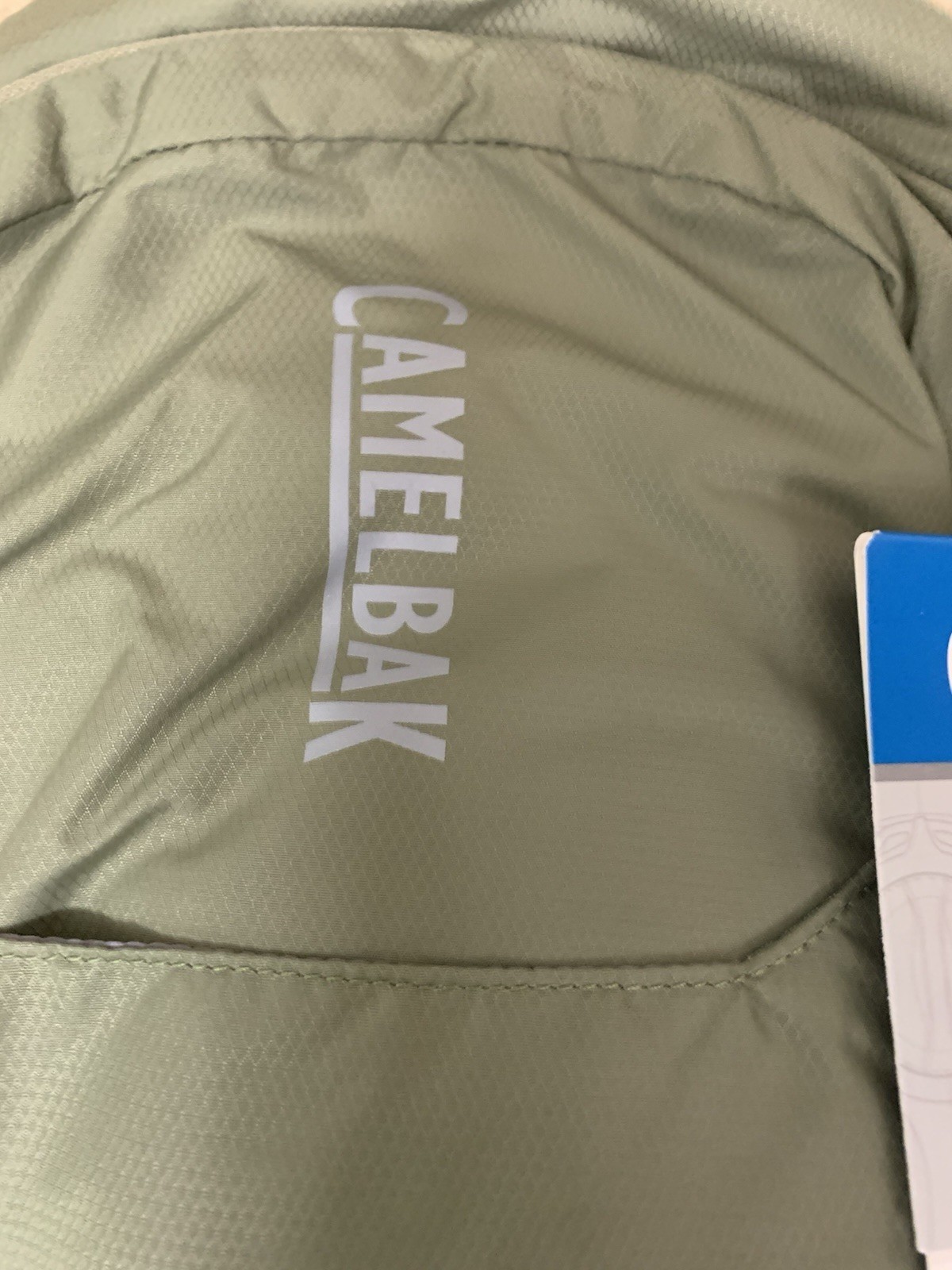 CamelBak Rim Runner 22 Hydration Backpack 2.5L / 85oz