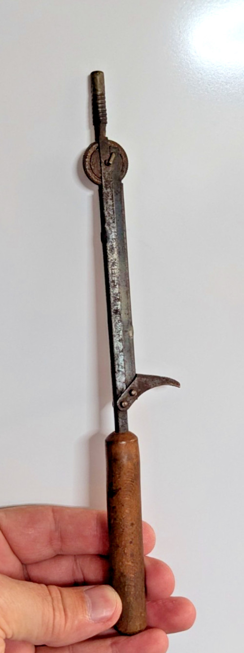 Vintage Mefa Spring Action Flint Sparker - Made in Germany