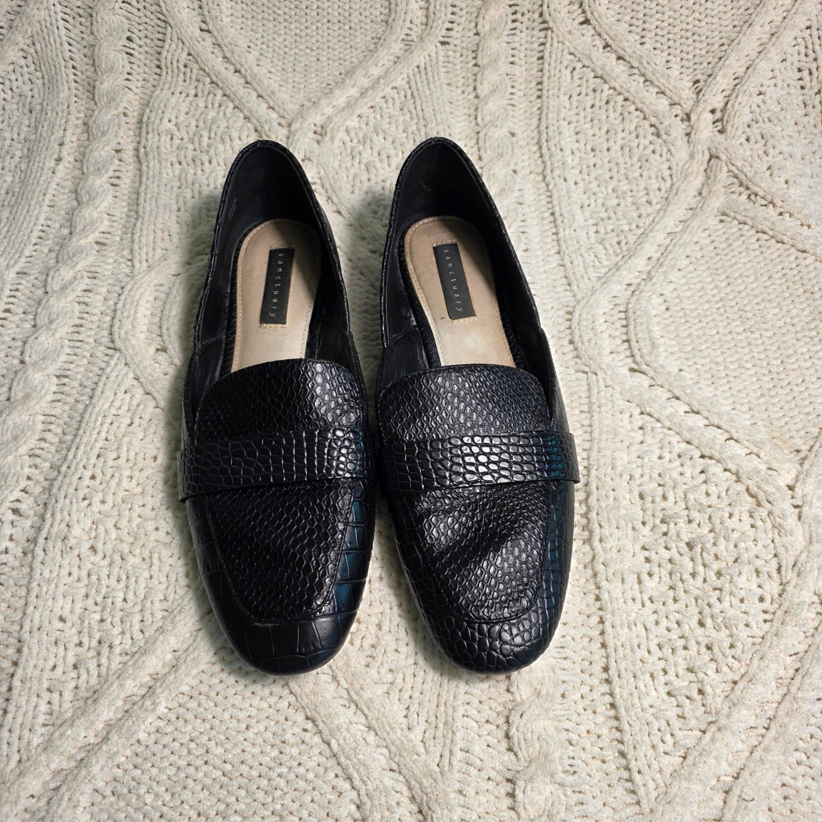 Sanctuary Loafers Black Croc Embossed Leather Cutout Flats Womens 9.5 Excellent