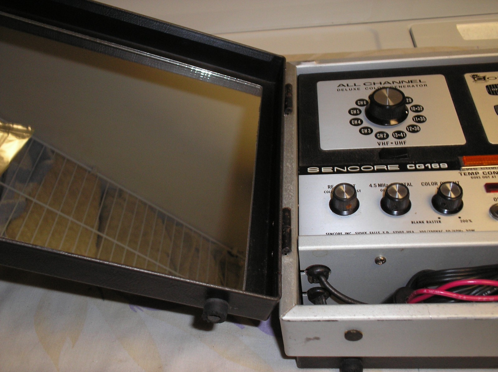 SENCORECG169 DELUXE COLOR GENERATOR