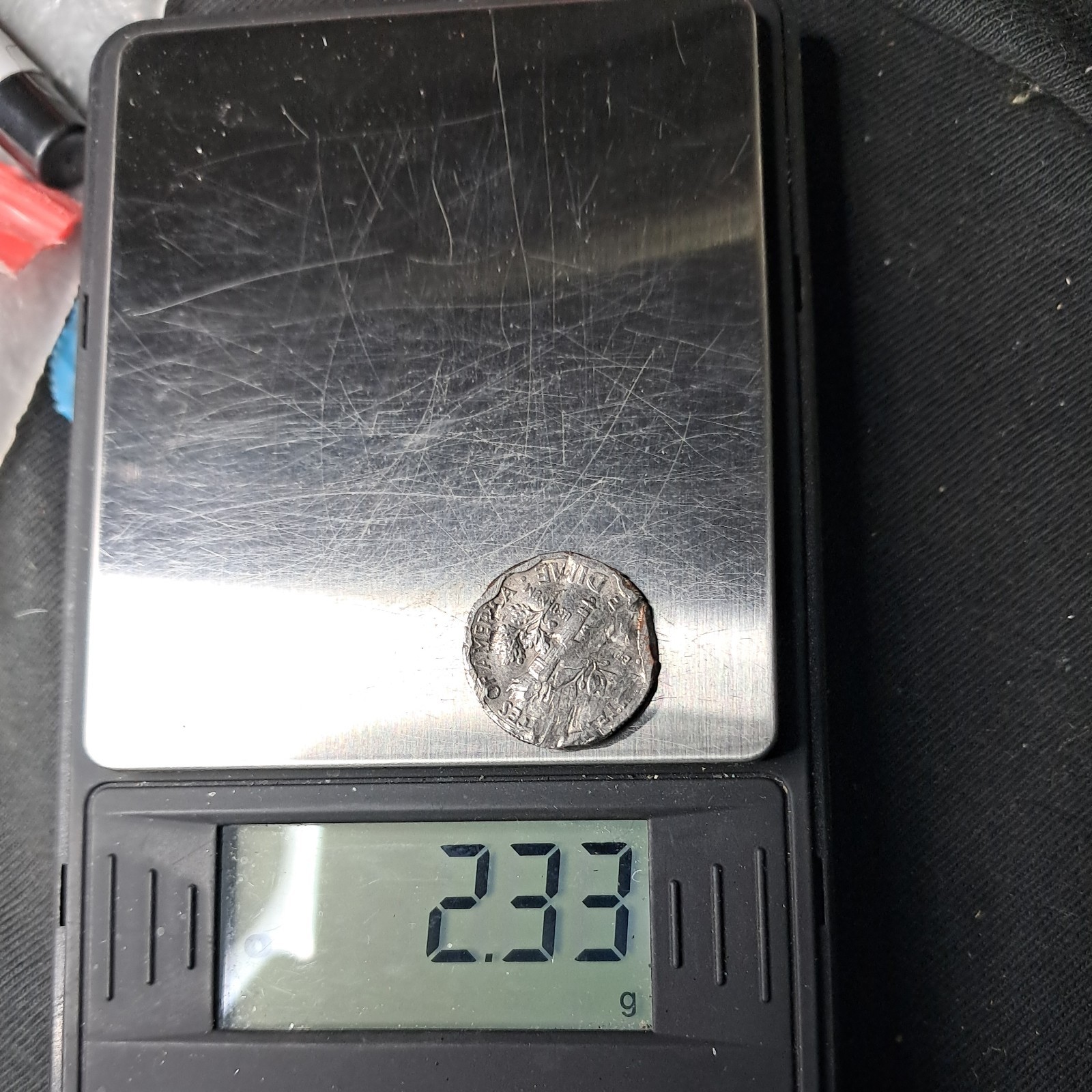 STRIKE ERROR? EXTRA WEIGHT?WEAK FEATURES? ALL MINT ERRORS? 2011 D US DIME #603