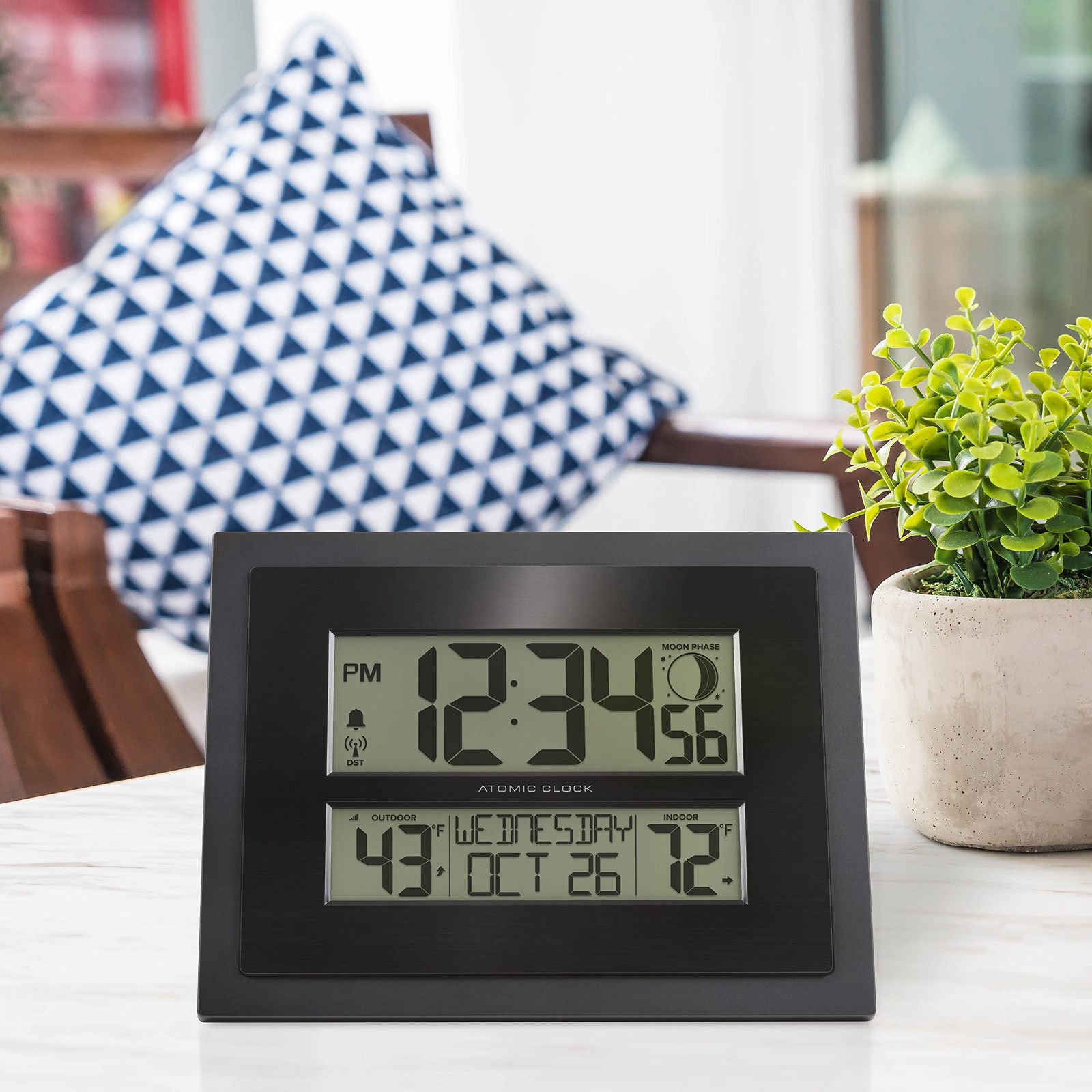 Digital Atomic Clock with Outdoor Temperature & Moon Phase Display