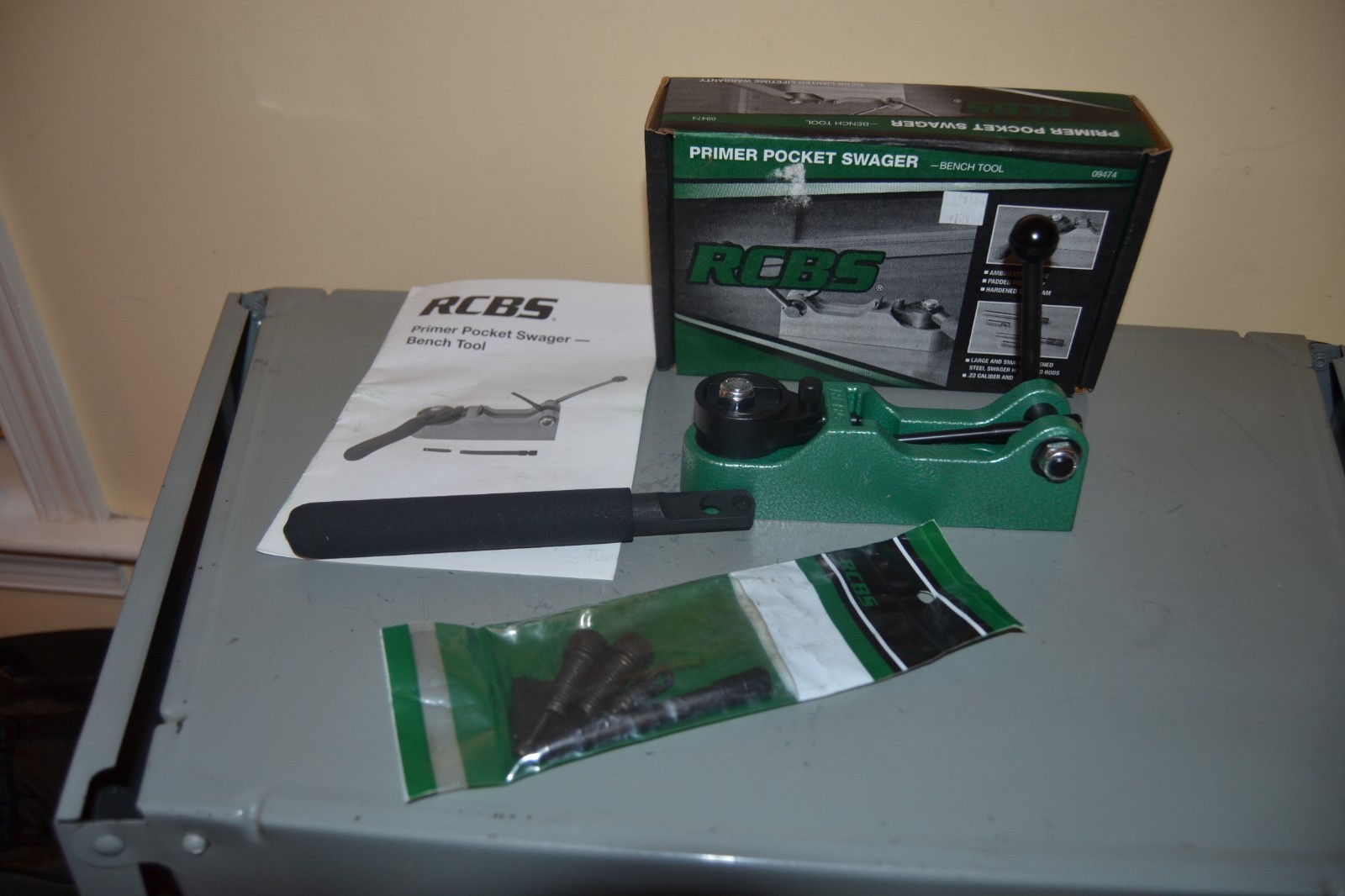 RCBS PRIMER POCKET SWAGER BENCH TOOL FOR .22 CAL. AND LARGER P/N 09474 NOS