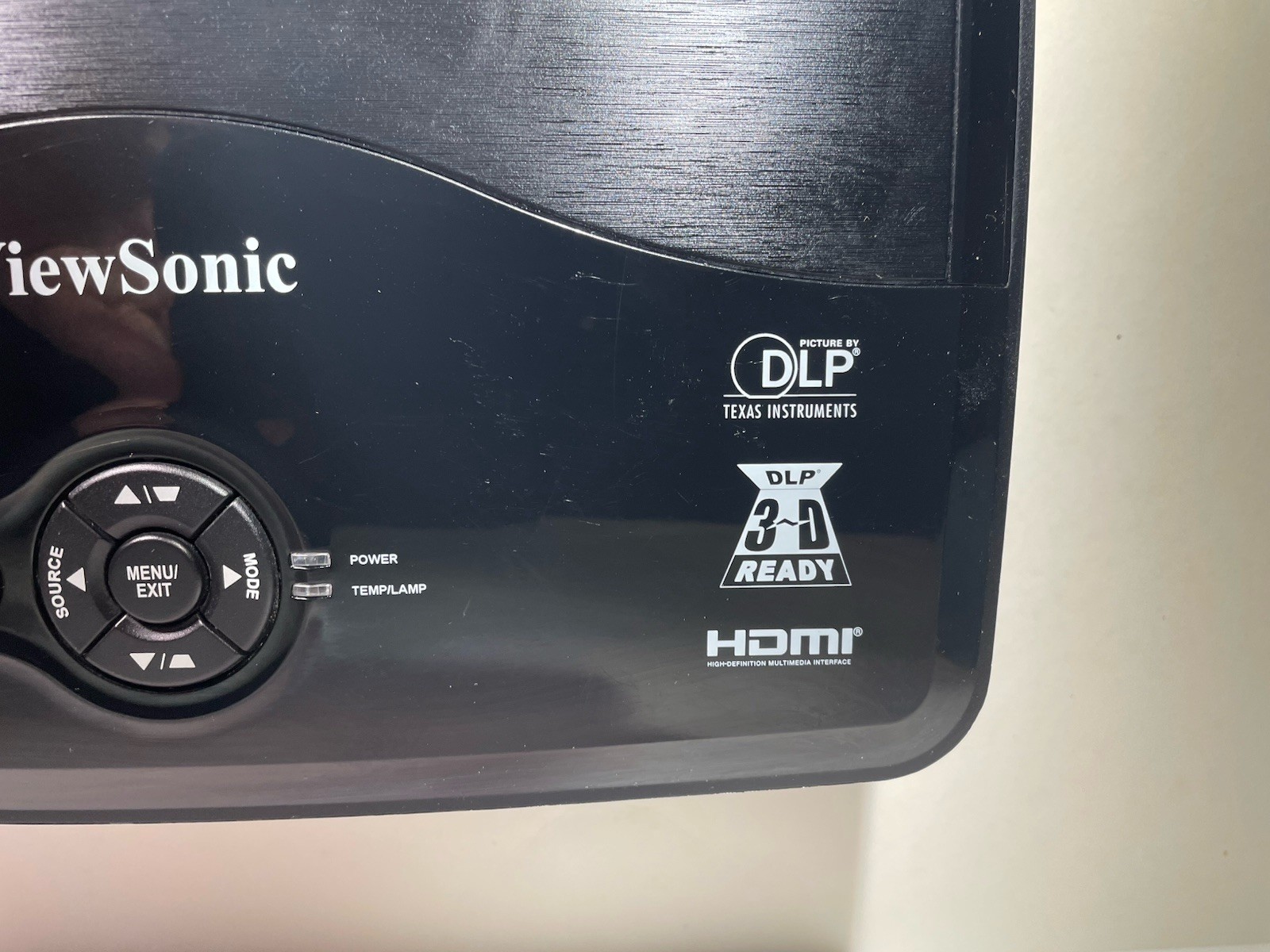 Viewsonic PJD5133 DLP 3D-Ready HDMI / Computer Ready Projector VS14112 NO REMOTE