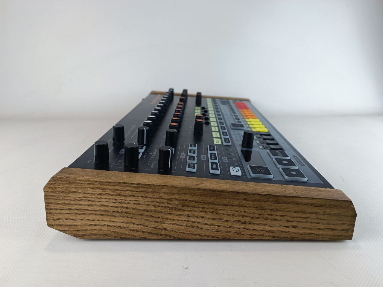 Behringer RD8 RD9 MK2 Real Oak Wood Stand Side Wooden Drum machine Panel