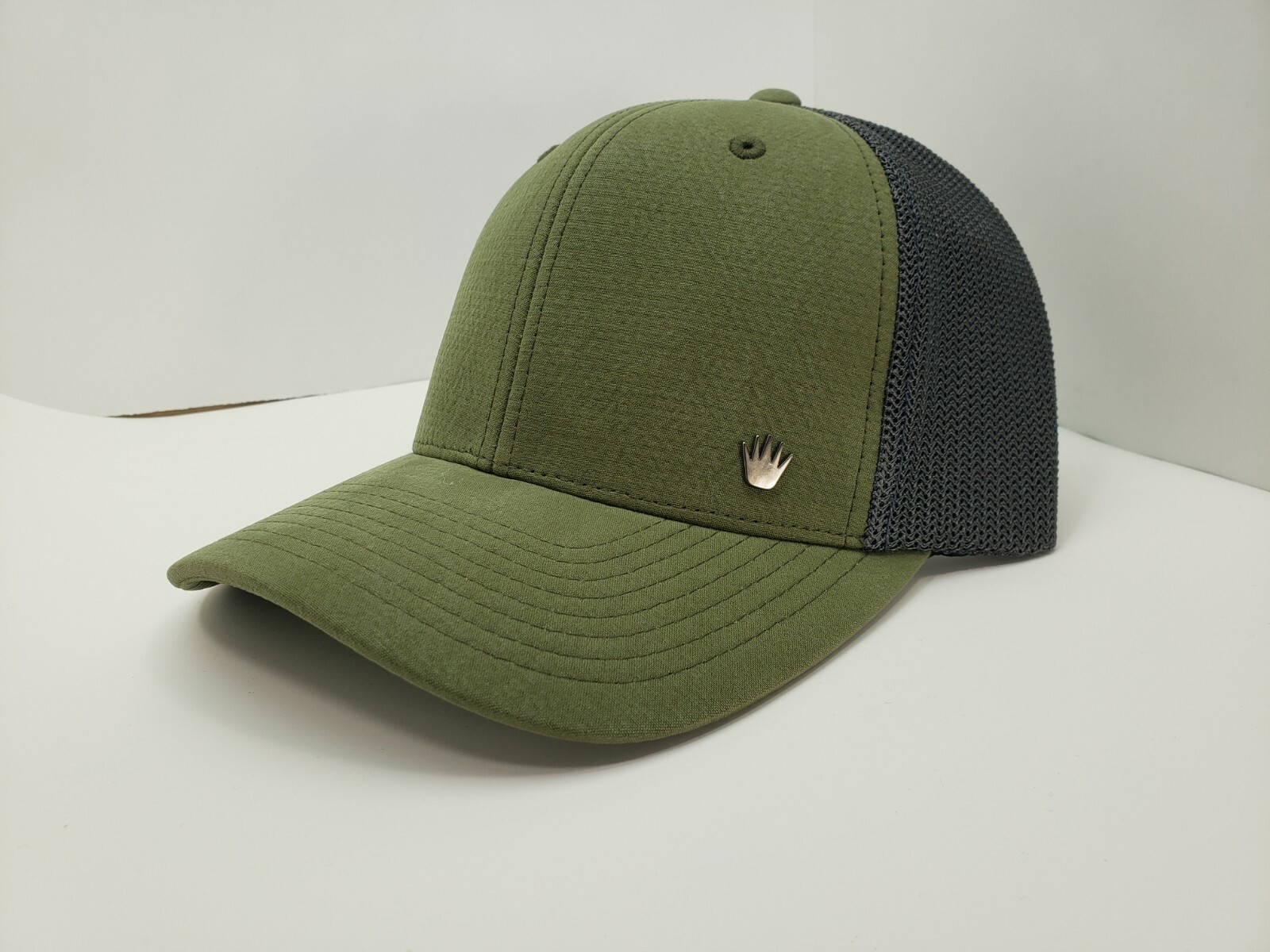 NO BAD IDEAS FLEXFIT CAP FULTON OLIVE AND GRAY MESH WITH STASH POCKET