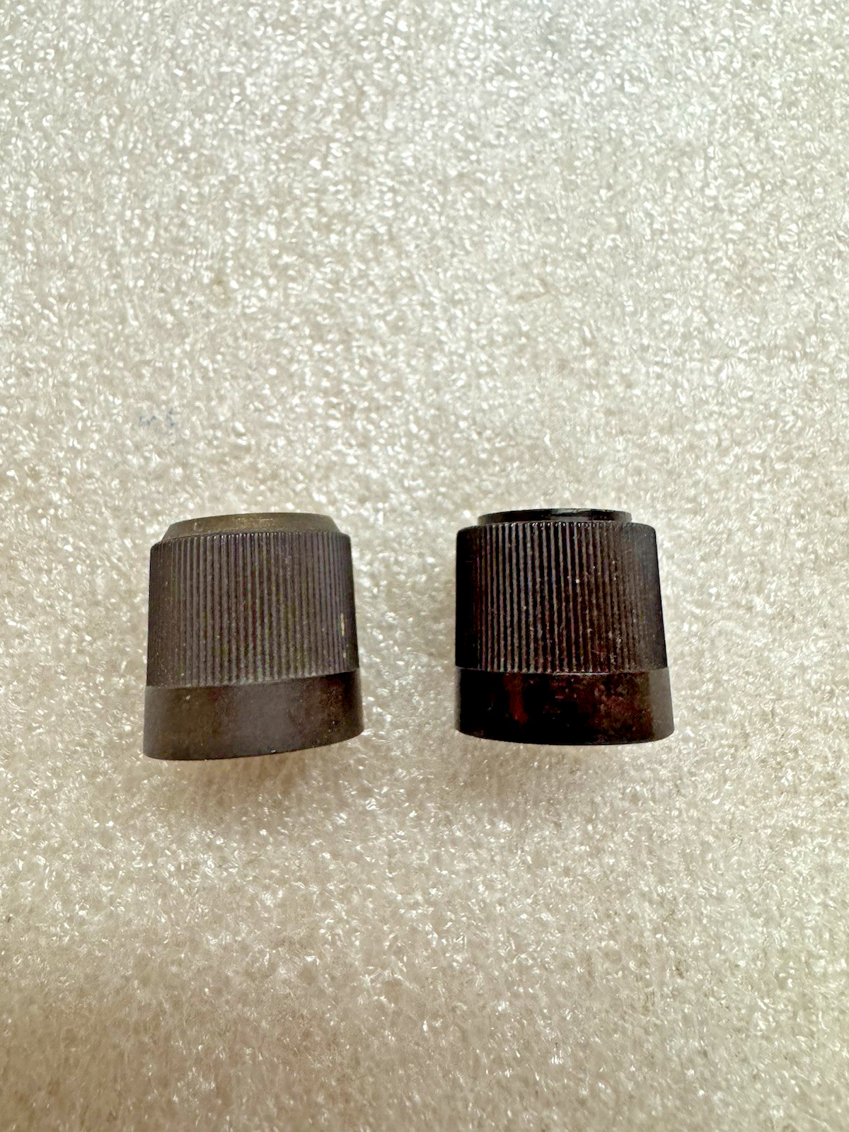 Fisher Tube Tuner Knobs Pair FM-50B n2