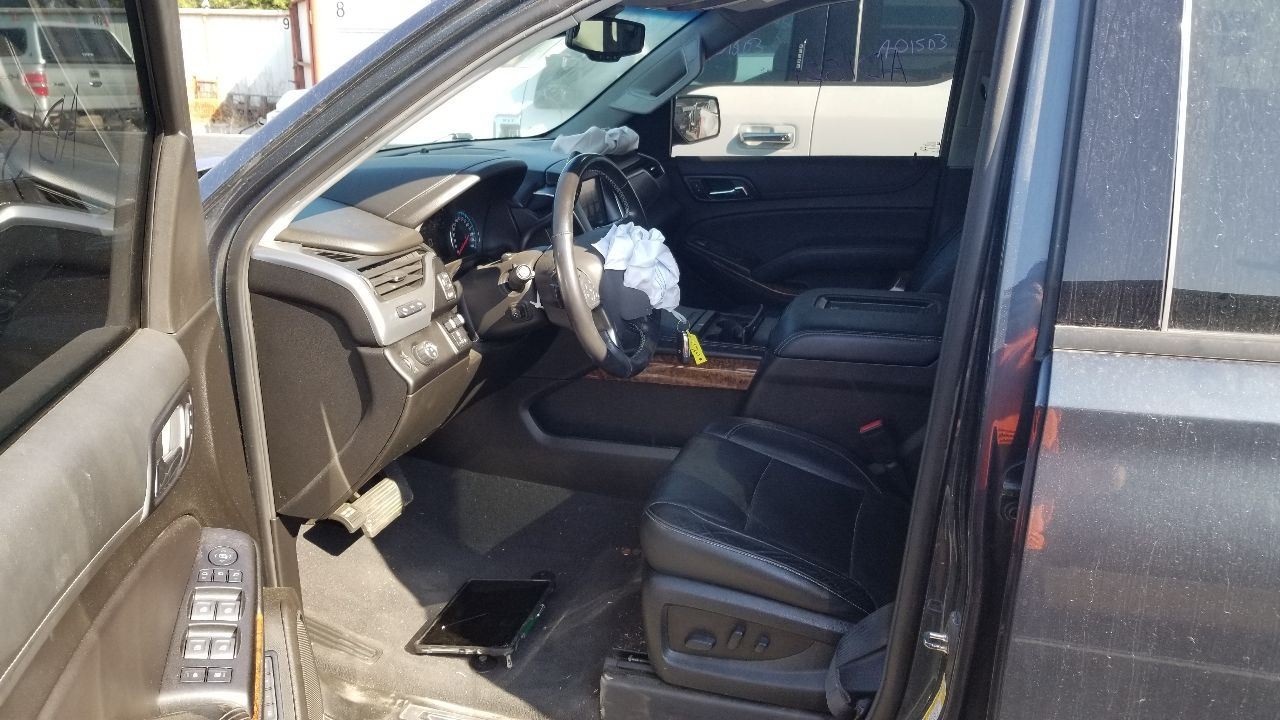 19 CHEVY TAHOE 6.2L AIR SHUTTER ASSEMBLY